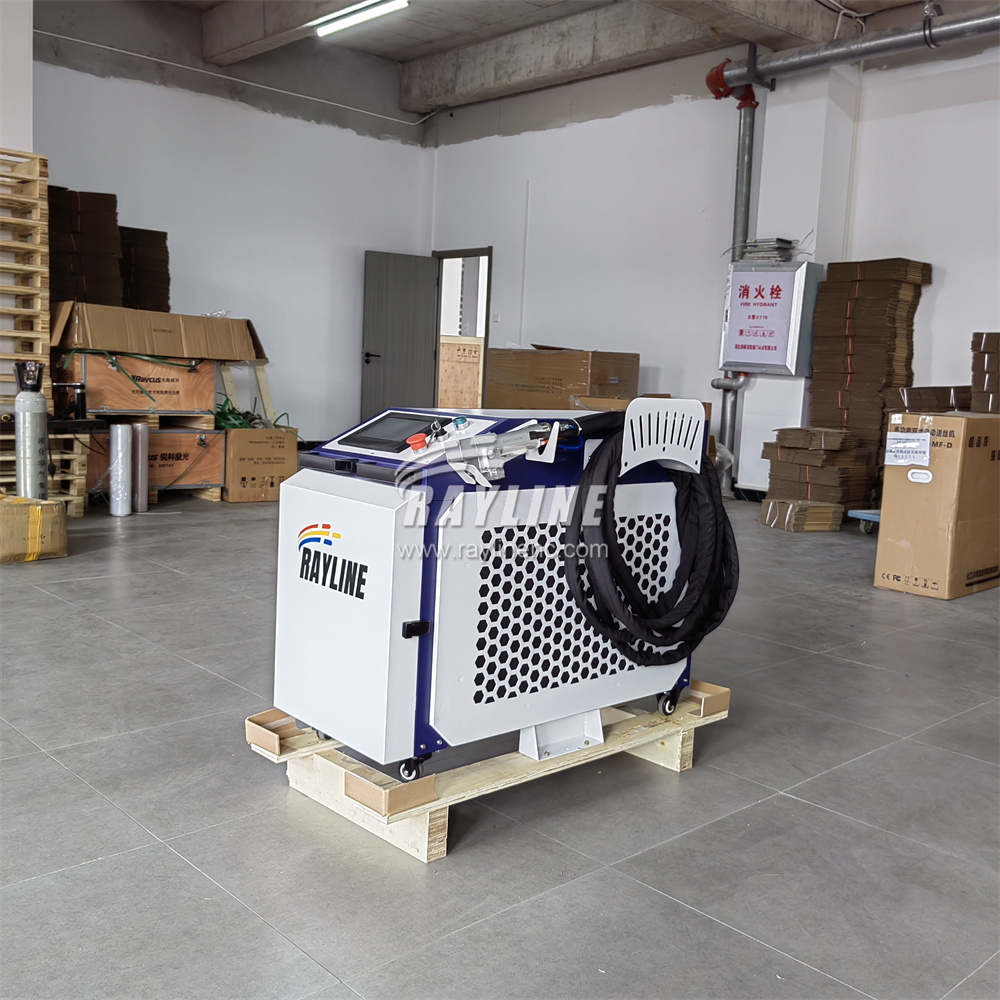 آلة لحام بالليزر 4 في 1 بقوة 1 - مراجعة Handheld Laser Welding Machine وسعره