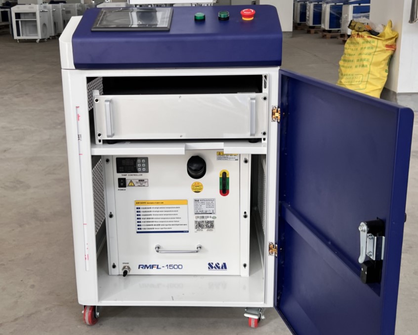 جهاز لحام ليزر محمول جديد من M - مراجعة Handheld Laser Welding Machine وسعره