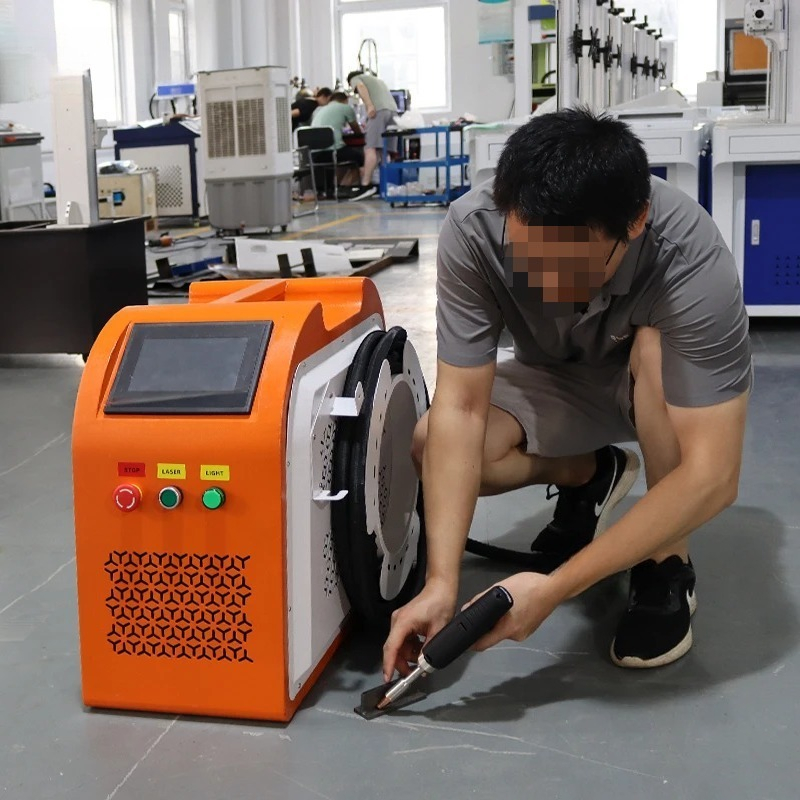جهاز لحام ليزر بالألياف متكامل - مراجعة Industrial Laser Cleaner وسعره